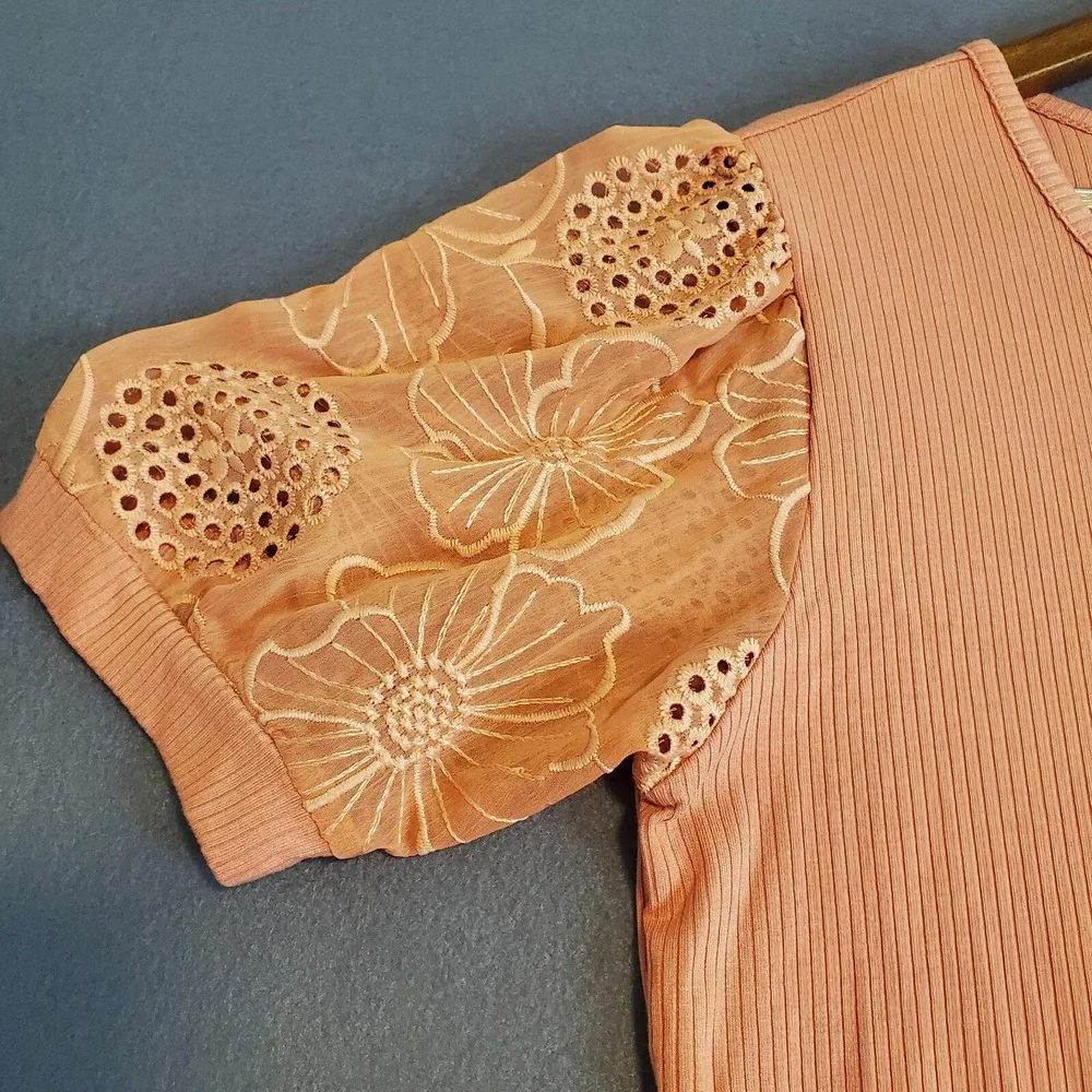 Absolutely Famous S Peach Ribbed Shirt Sheer Eyelet Floral Puffy Short Sleeve
